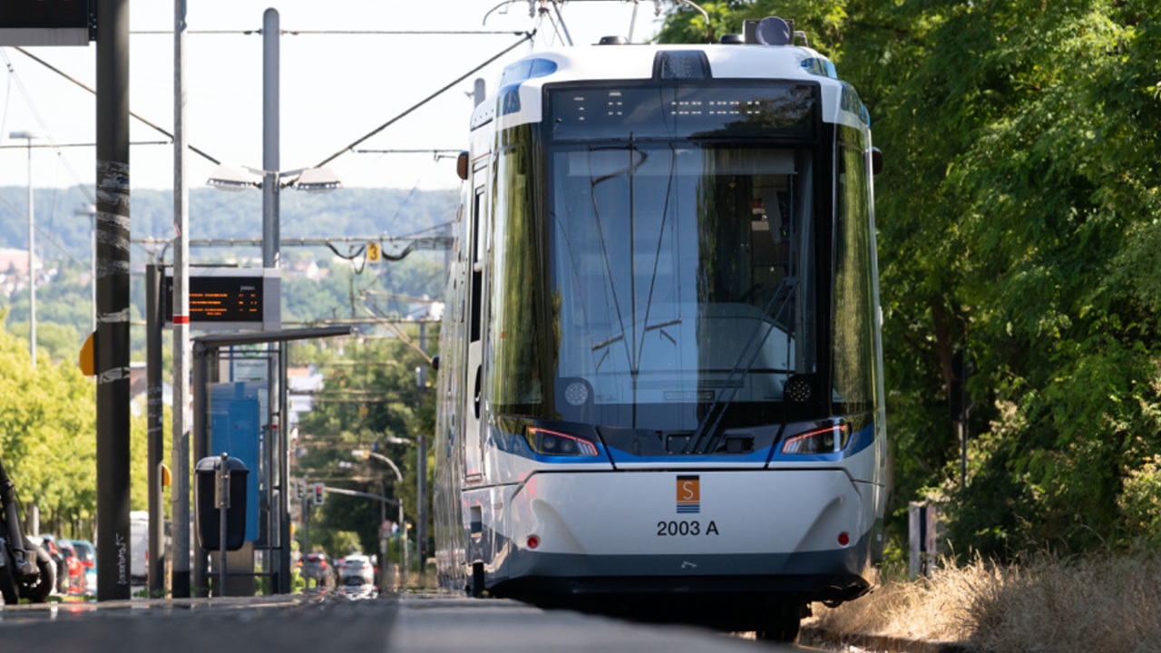 Neue TramTrains der Saarbahn ab sofort im Köllertal